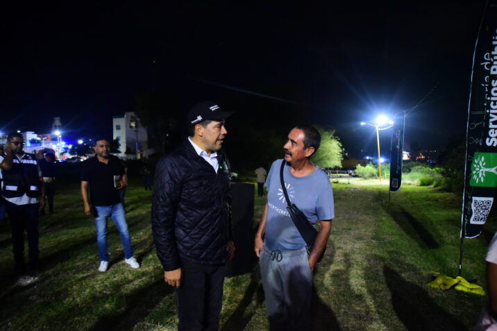 DSC_4064-716x477
